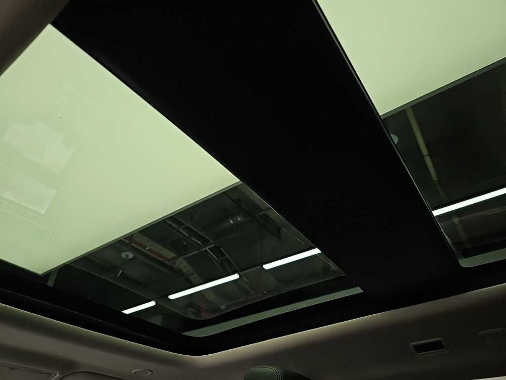 Land Rover Range Rover Evoque — photo 15