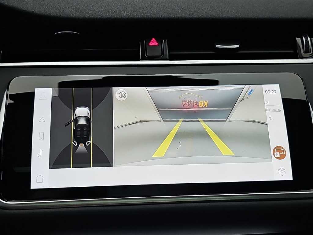 Land Rover Range Rover Evoque — photo 17