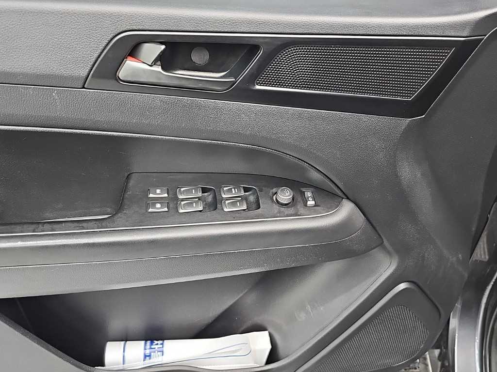 KGM Rexton — photo 16