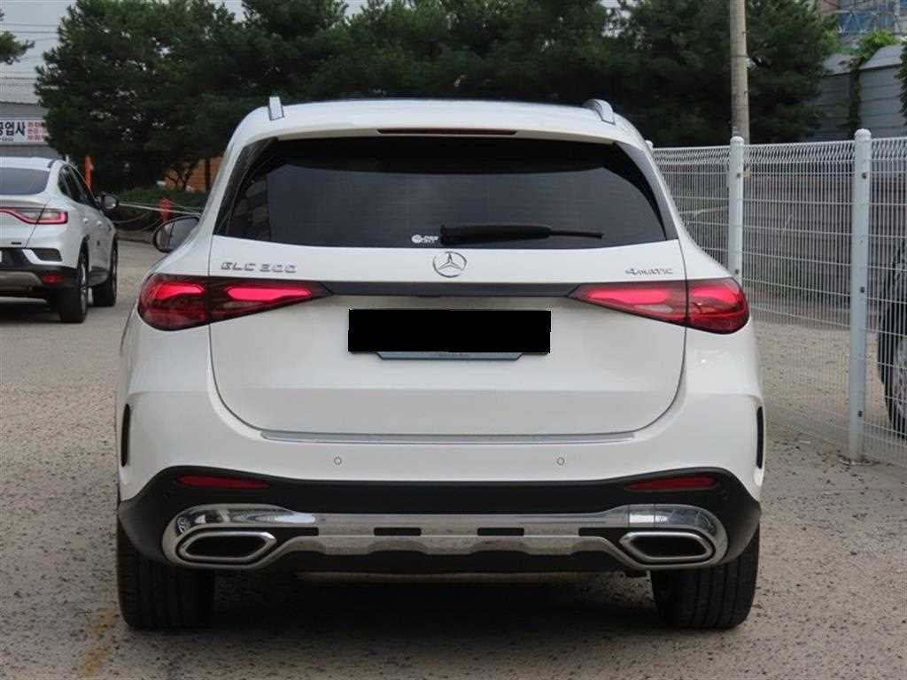Mercedes-Benz GLC-Class — photo 04