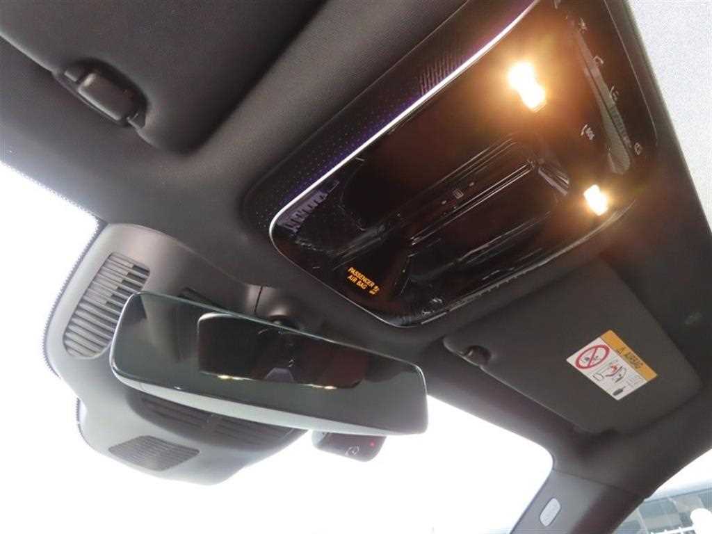 Mercedes-Benz GLC-Class — photo 16