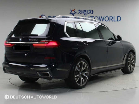 BMW X7 — photo 02