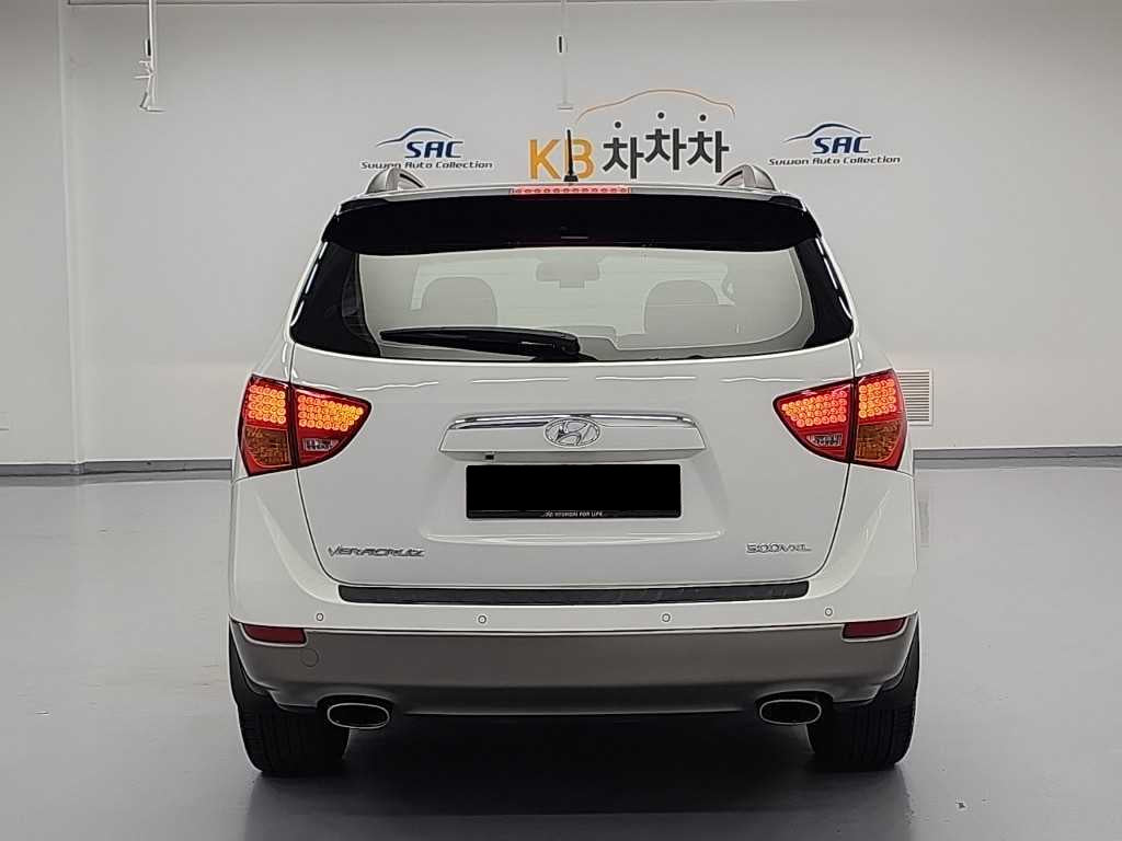 Hyundai Veracruz — photo 03