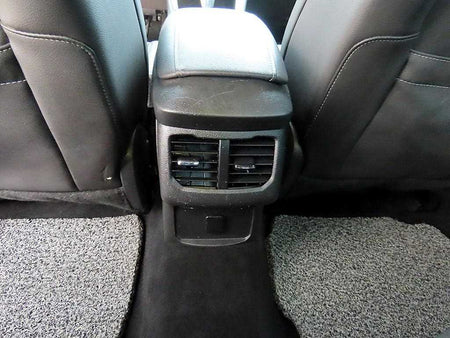 Ford Mondeo — photo 15