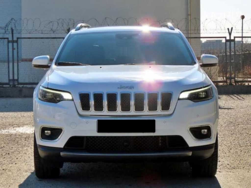 Jeep Cherokee — photo 02