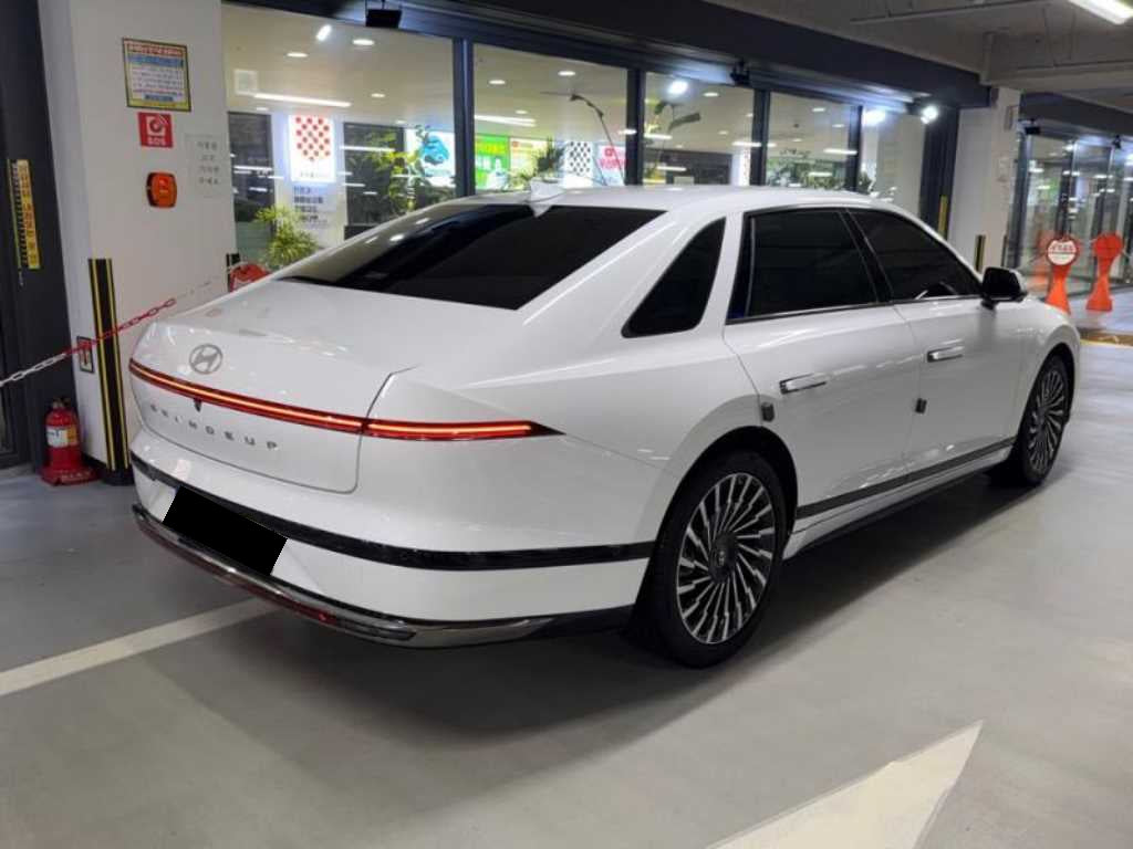 Hyundai Grandeur — photo 04