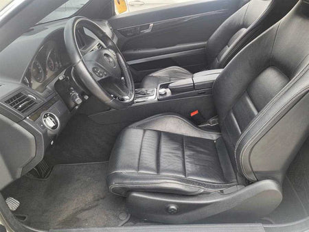 Mercedes-Benz E-Class — photo 12