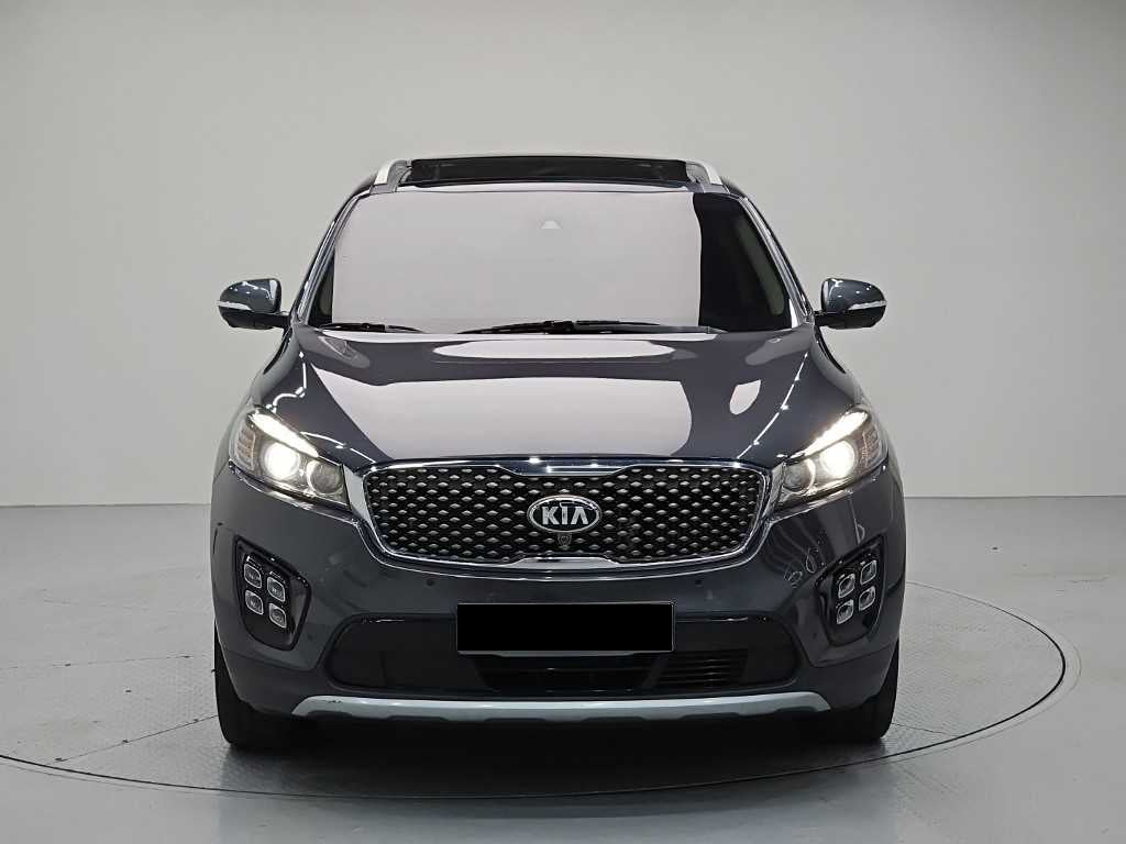 Kia Sorento — photo 02