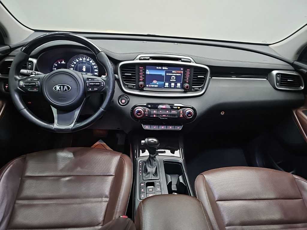 Kia Sorento — photo 07