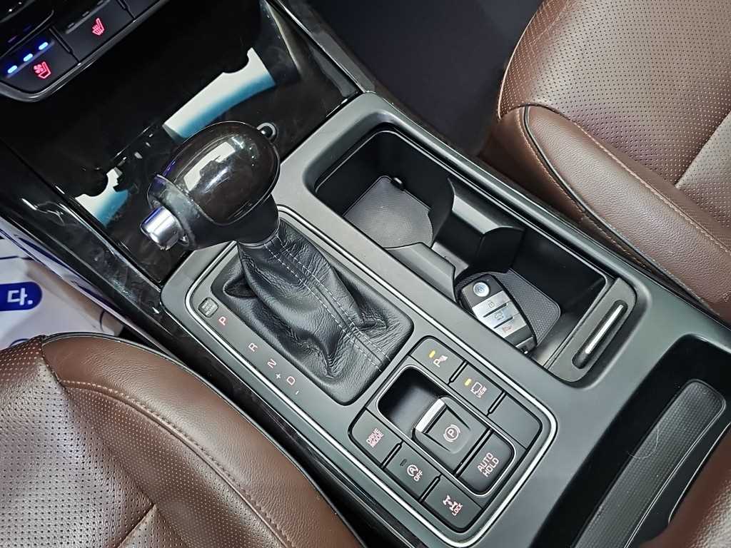 Kia Sorento — photo 08