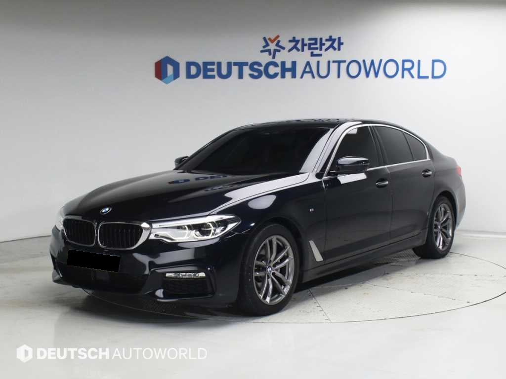 BMW 5-Series — photo 02