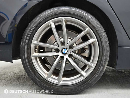 BMW 5-Series — photo 06