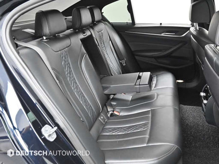 BMW 5-Series — photo 12