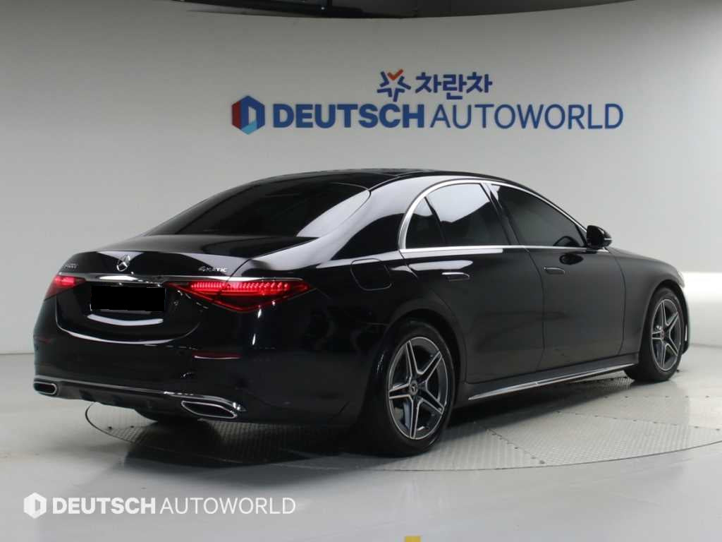 Mercedes-Benz S-Class — photo 04
