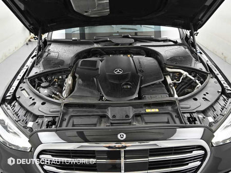 Mercedes-Benz S-Class — photo 07