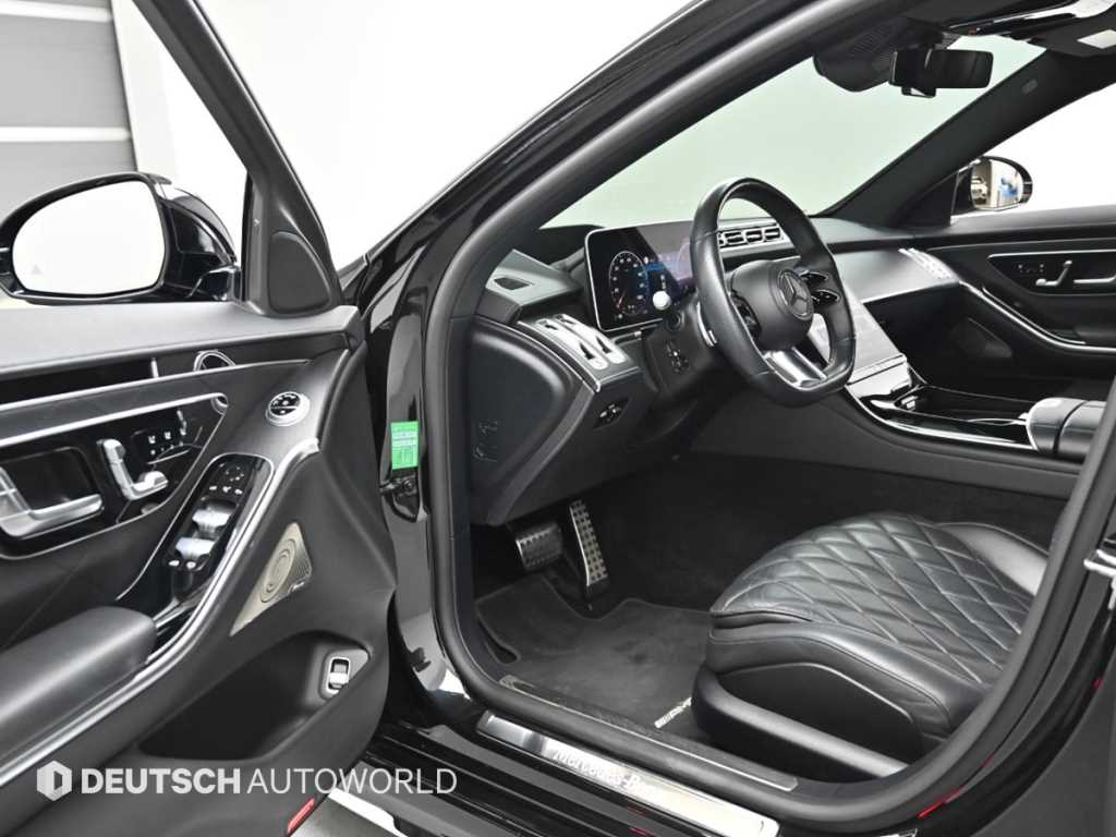 Mercedes-Benz S-Class — photo 11
