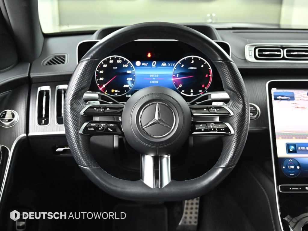 Mercedes-Benz S-Class — photo 13