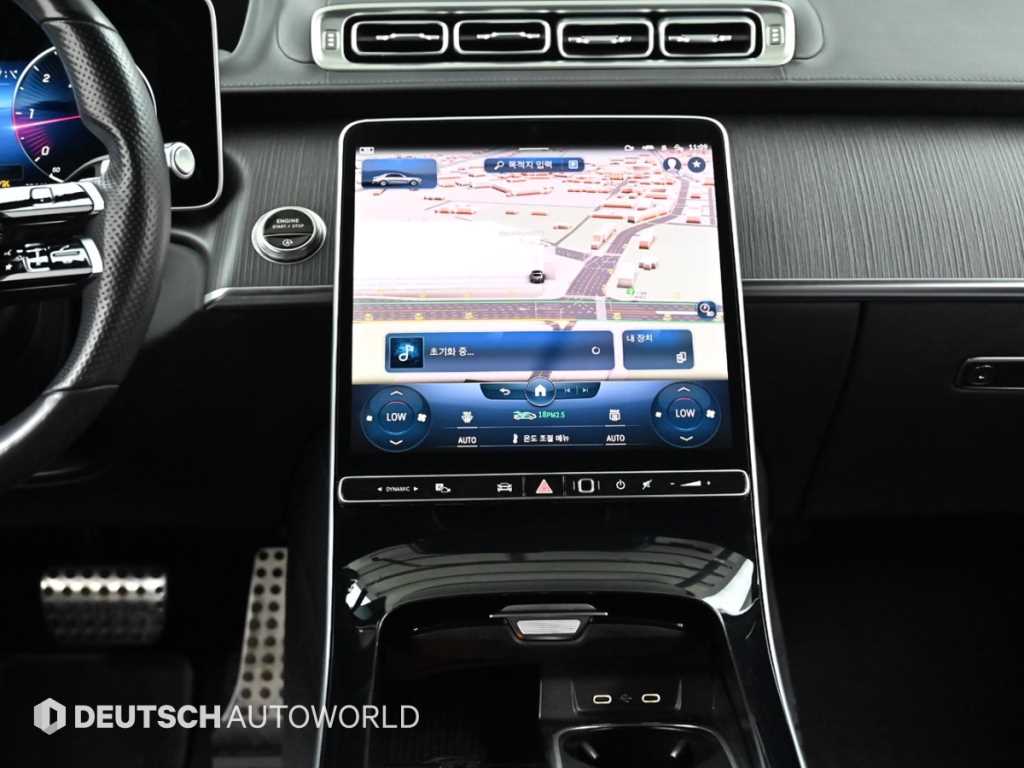 Mercedes-Benz S-Class — photo 14
