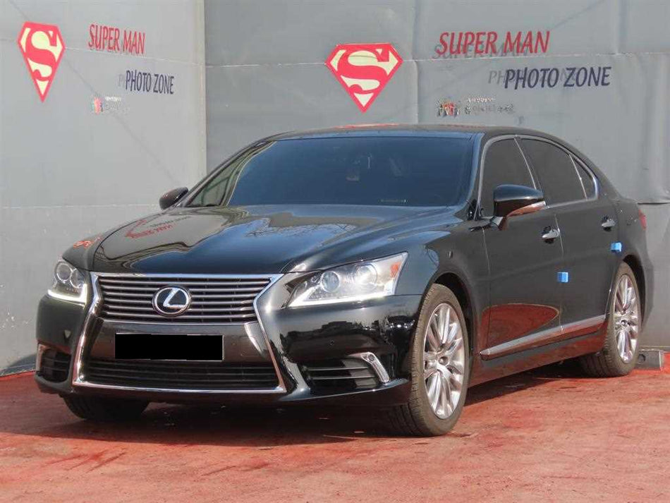 Lexus LS — photo 01