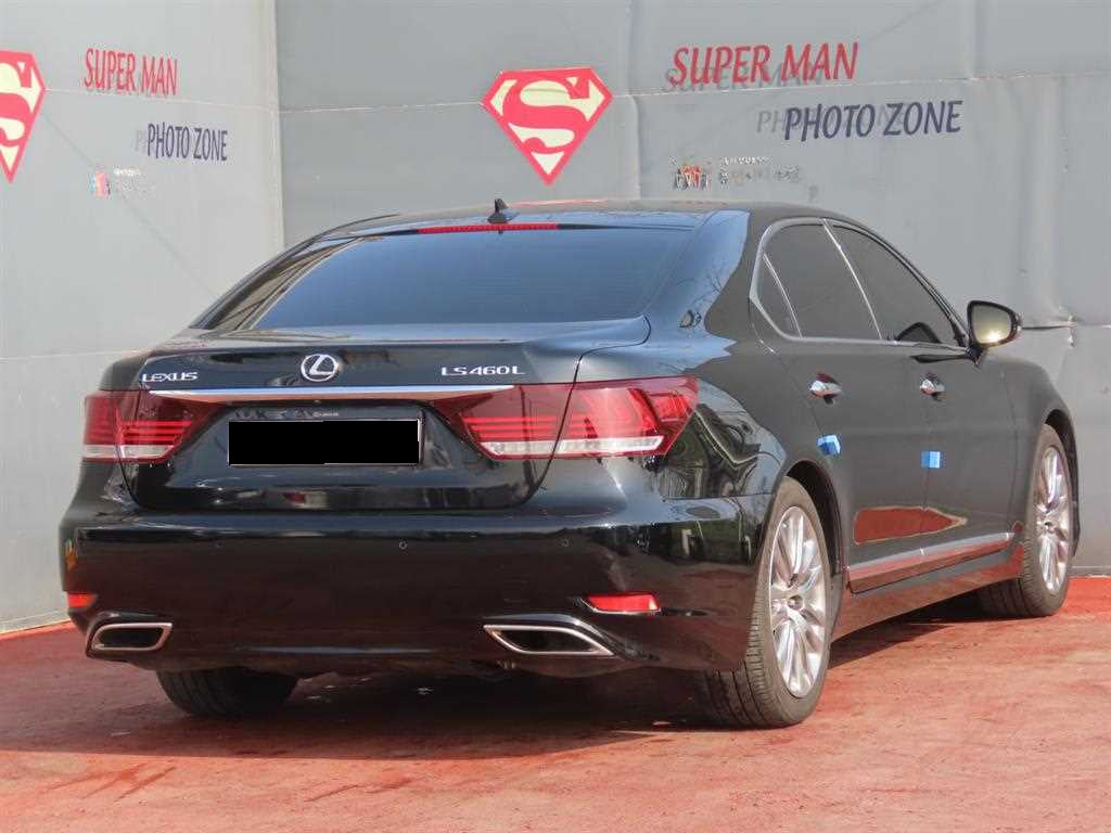 Lexus LS — photo 03