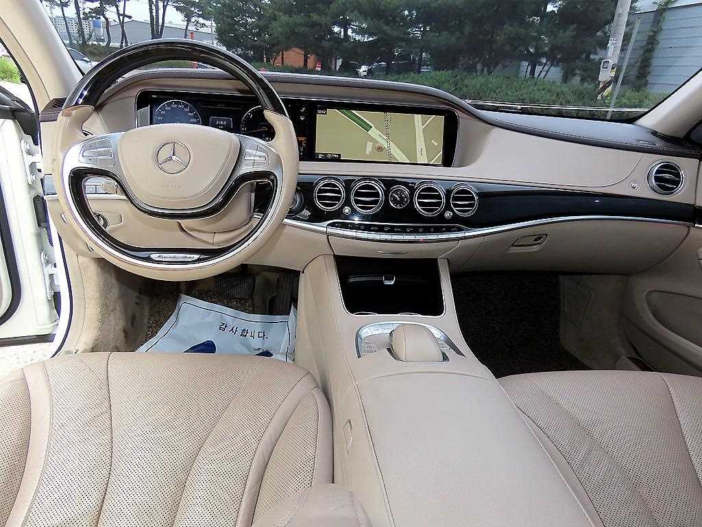 Mercedes-Benz S-Class — photo 01