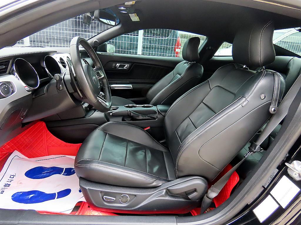 Ford Mustang — photo 05