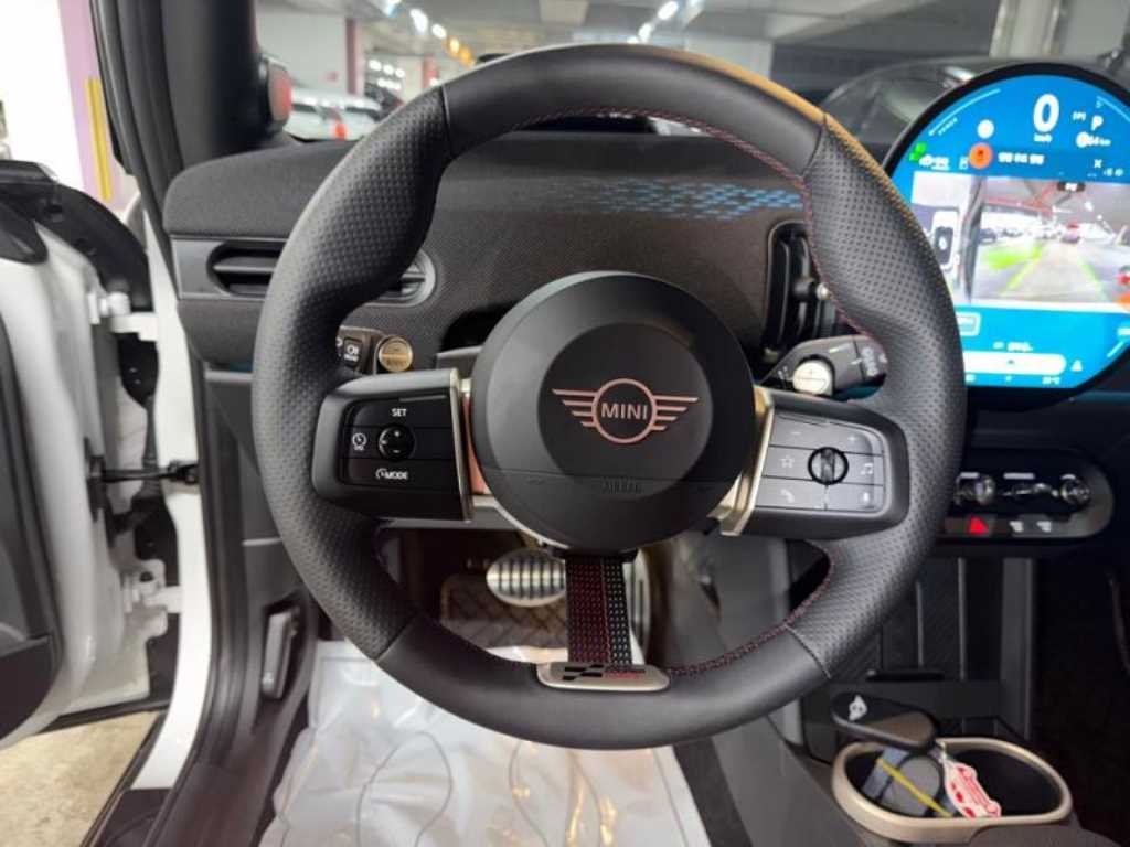 Mini Cooper — photo 08