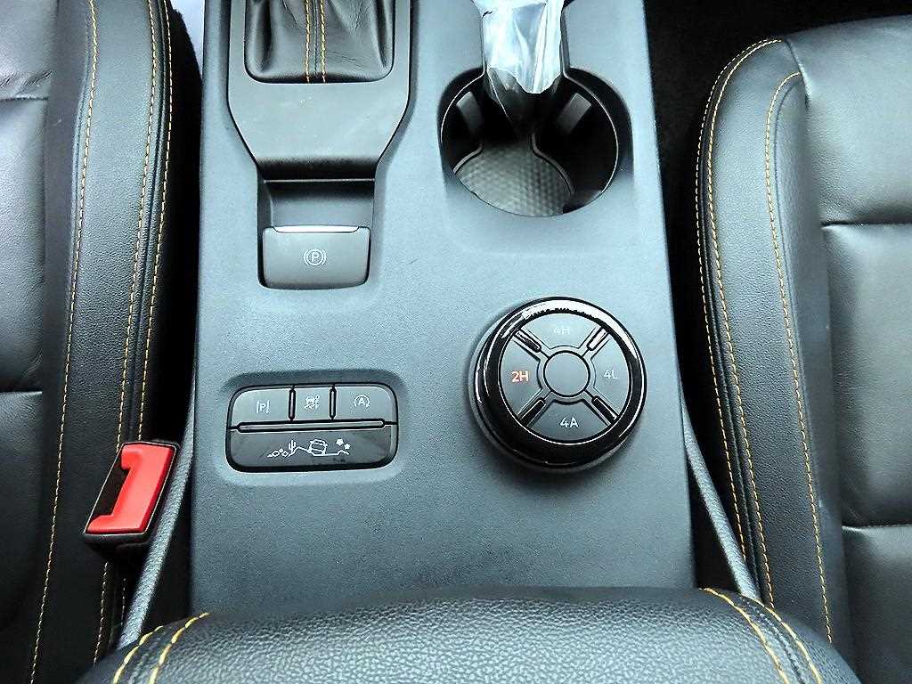 Ford Ranger — photo 13