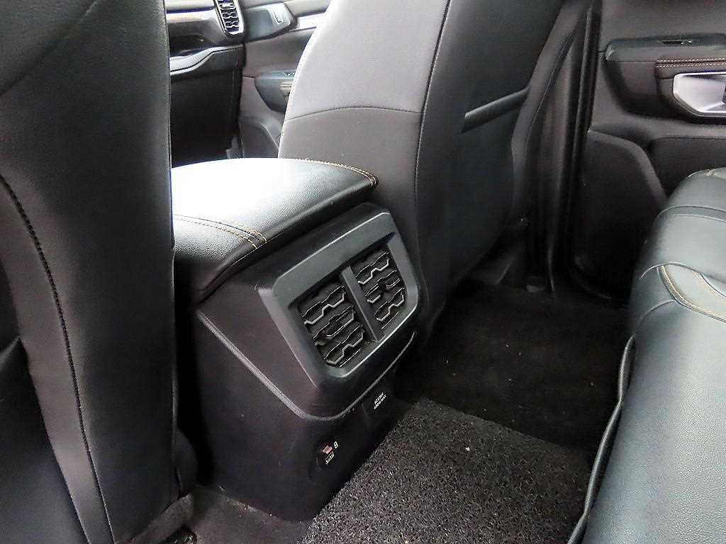 Ford Ranger — photo 16