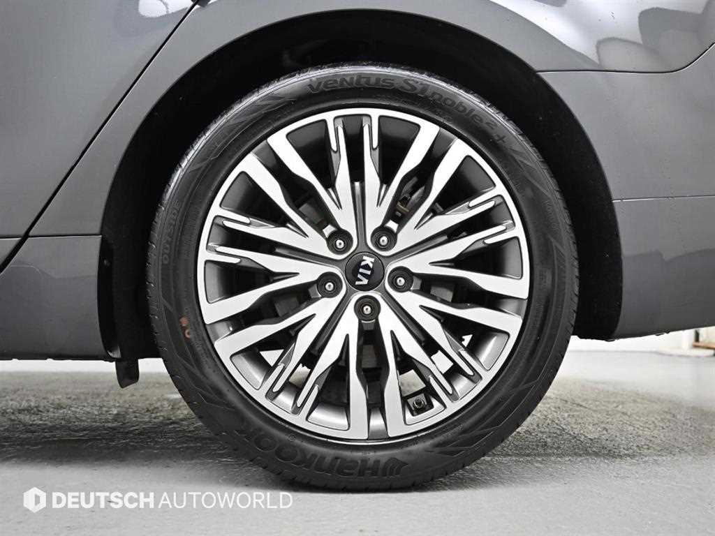 Kia K7 — photo 05