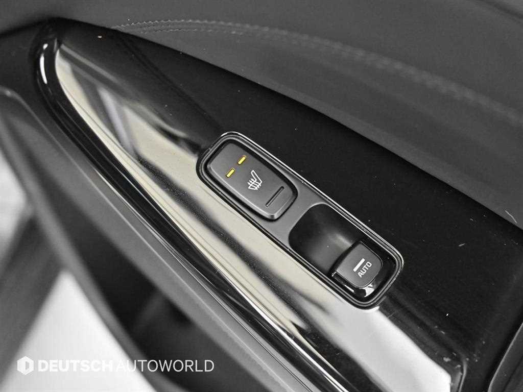 Kia K7 — photo 16