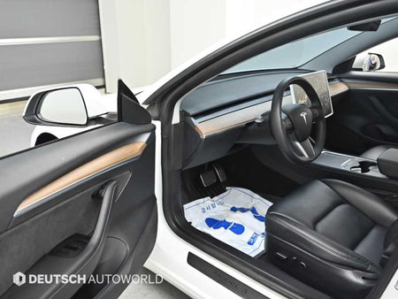 Tesla Model 3 — photo 11