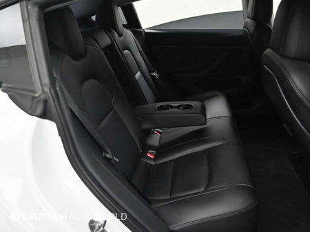 Tesla Model 3 — photo 12