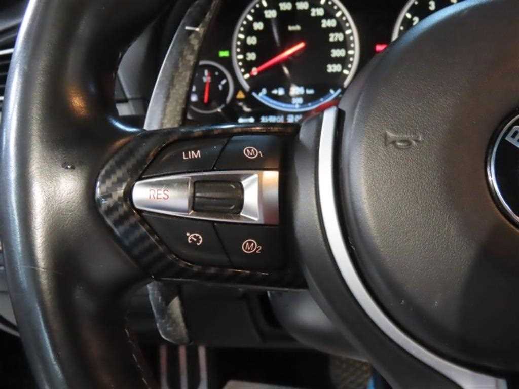 BMW M5 — photo 11