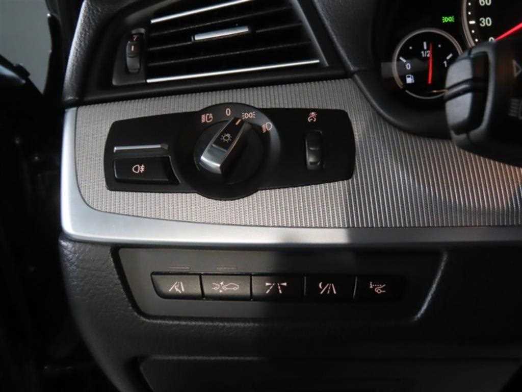 BMW M5 — photo 12