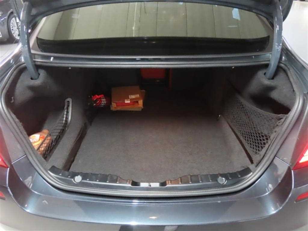 BMW M5 — photo 18