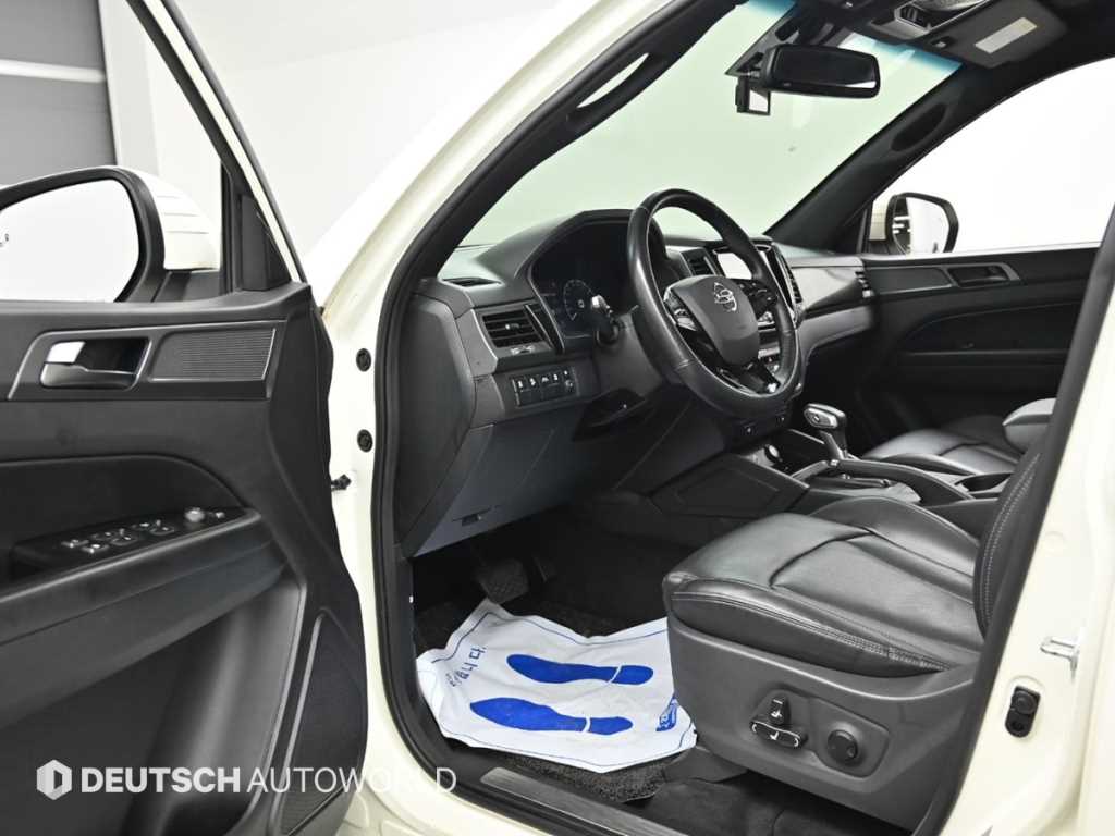 KGM Rexton — photo 11