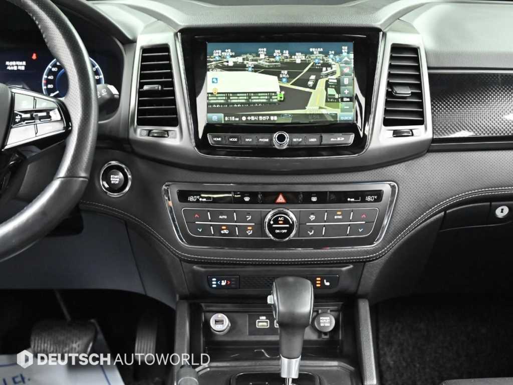 KGM Rexton — photo 14