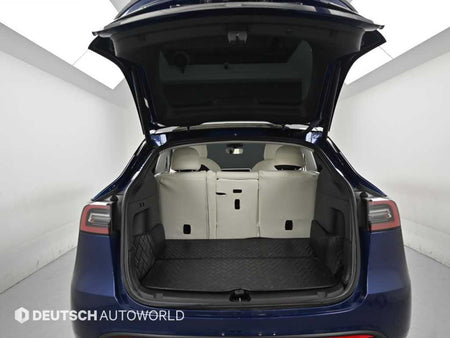Tesla Model Y — photo 19