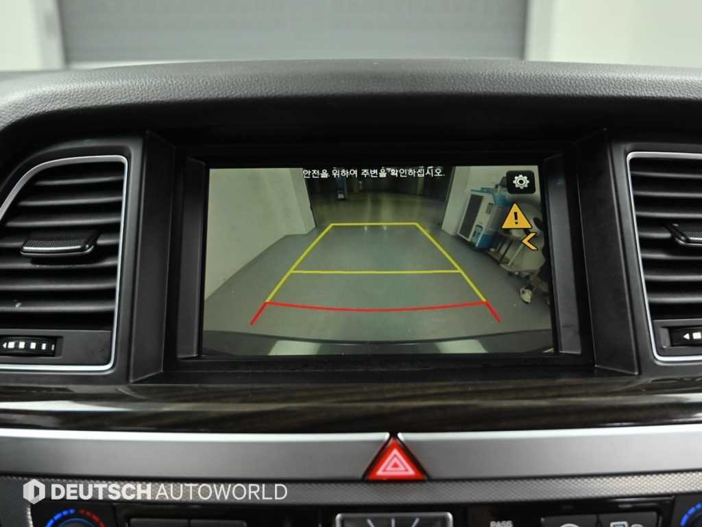 Genesis G80 — photo 15