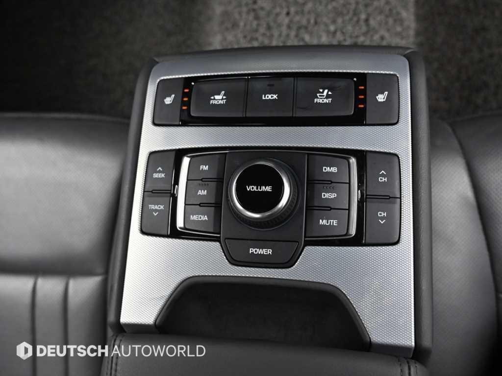 Genesis G80 — photo 16