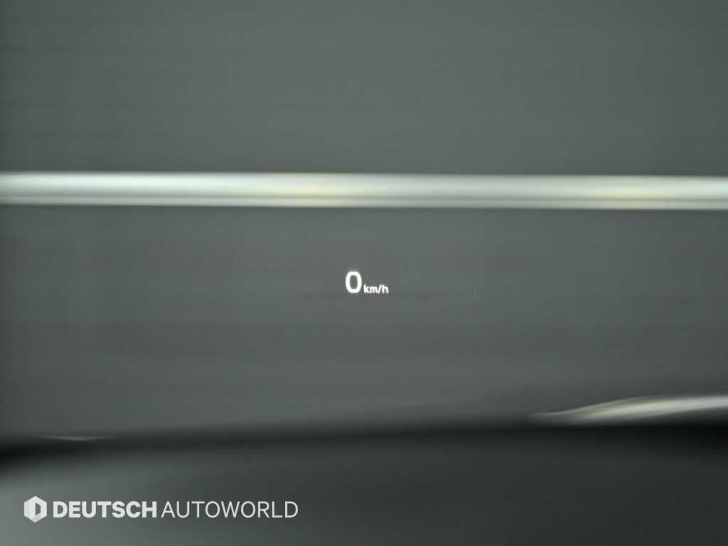 Kia K9 — photo 17