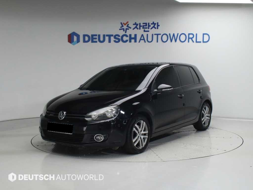 Volkswagen Golf — photo 01