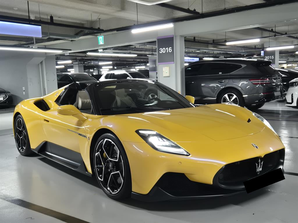 Maserati MC20 — photo 02