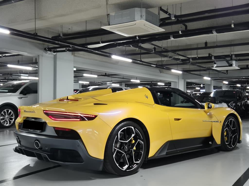 Maserati MC20 — photo 07