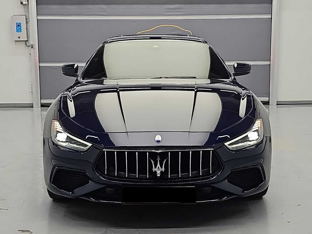 Maserati Ghibli — photo 02