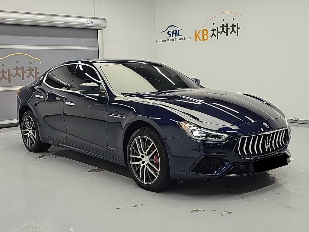 Maserati Ghibli — photo 04
