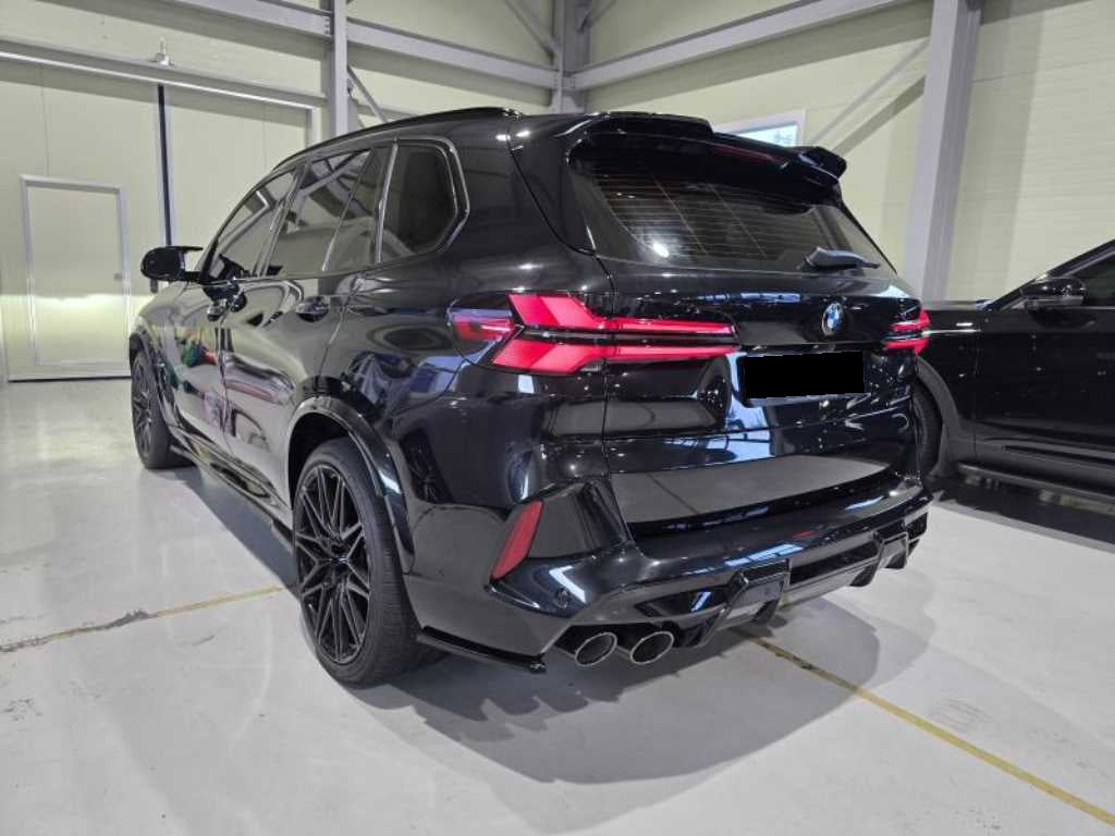 BMW X5M — photo 02