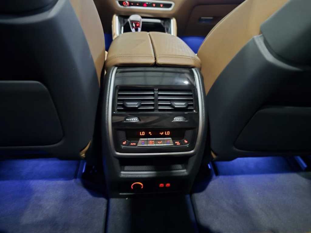 BMW X5M — photo 13