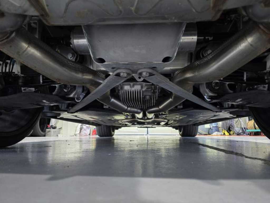 BMW X5M — photo 16